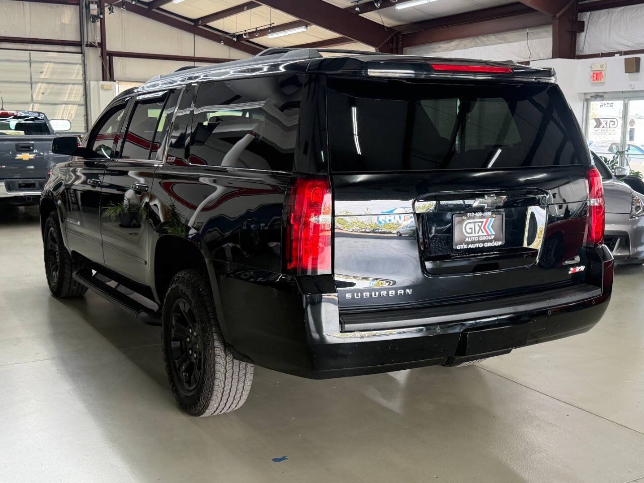 Used 2017 Chevrolet Suburban LT AWD/4WD image 4
