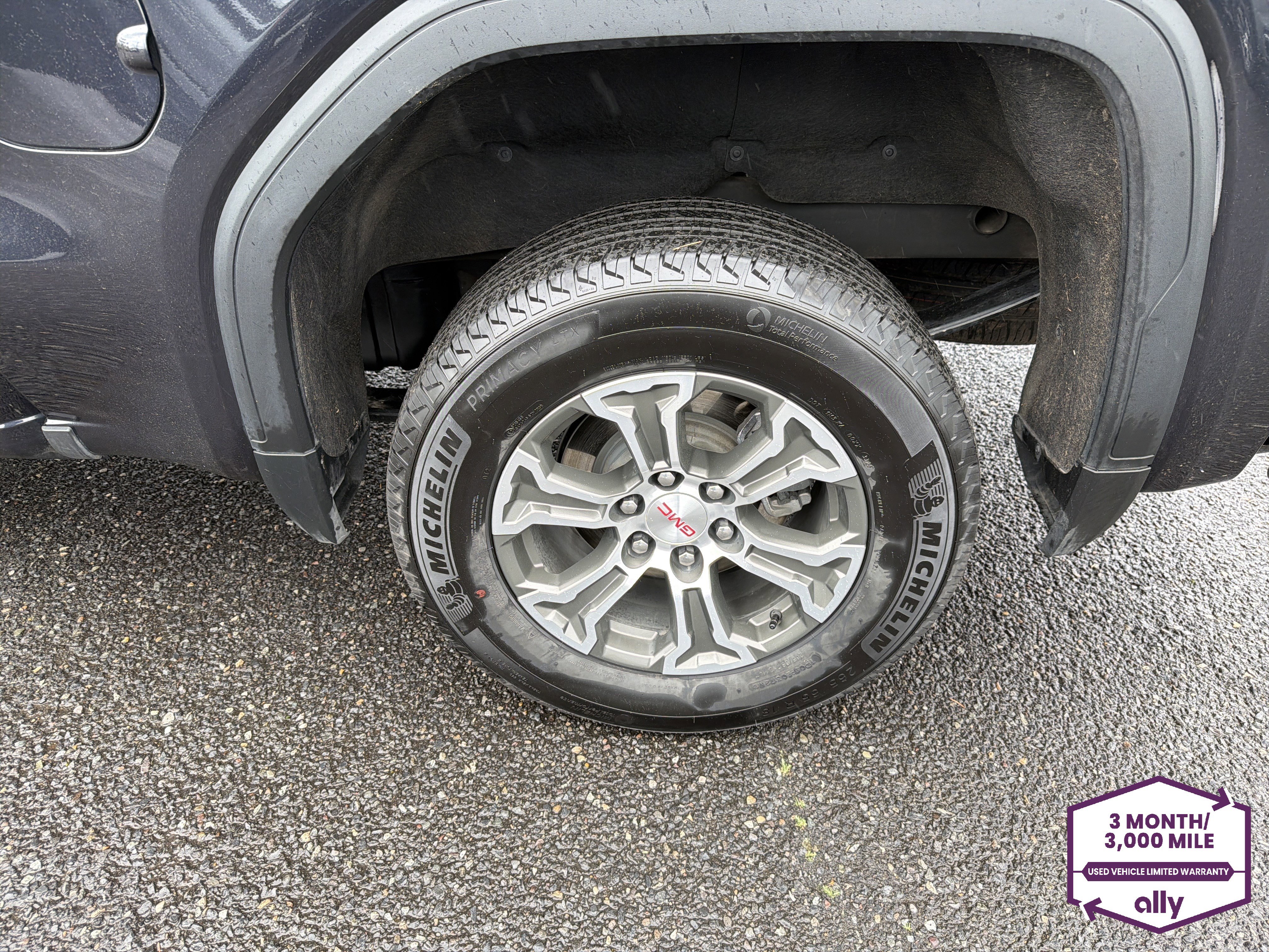 Certified 2026 GMC Sierra 1500 SLT image 25