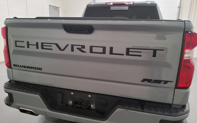 Used 2024 Chevrolet Silverado 1500 RST w/ Convenience Package II AWD/4WD image 9