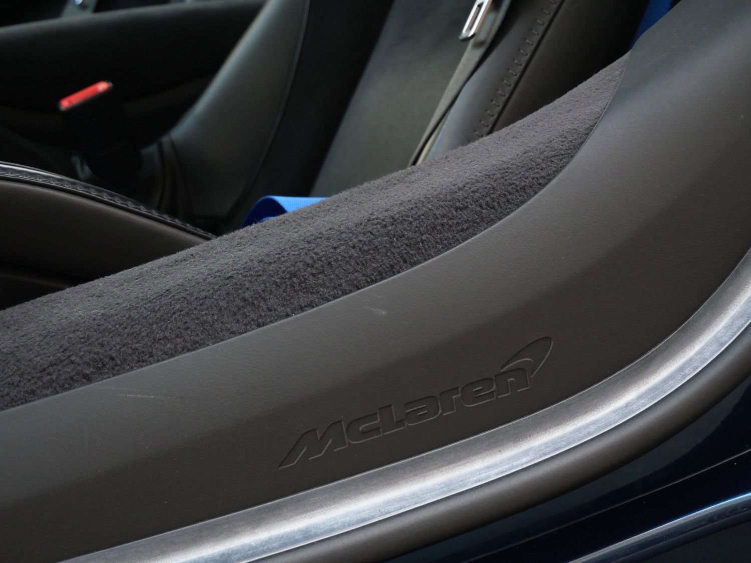Used 2023 McLaren Artura image 20