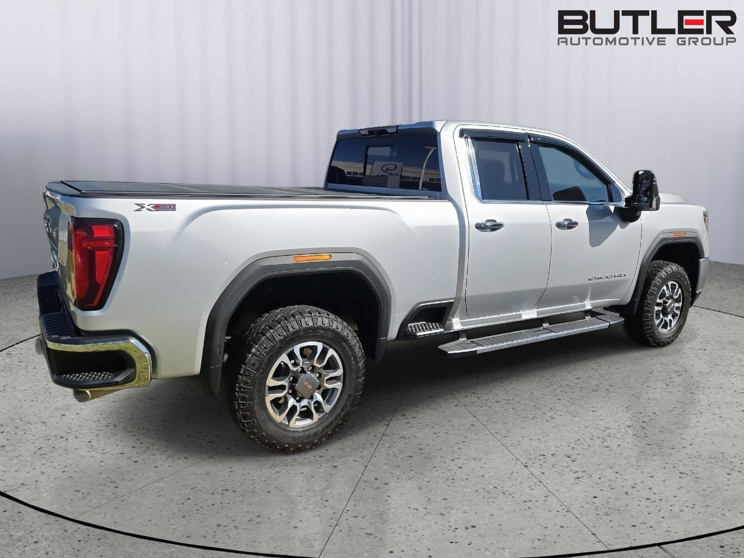 Used 2022 GMC Sierra 2500 SLT w/ SLT Convenience Package image 6