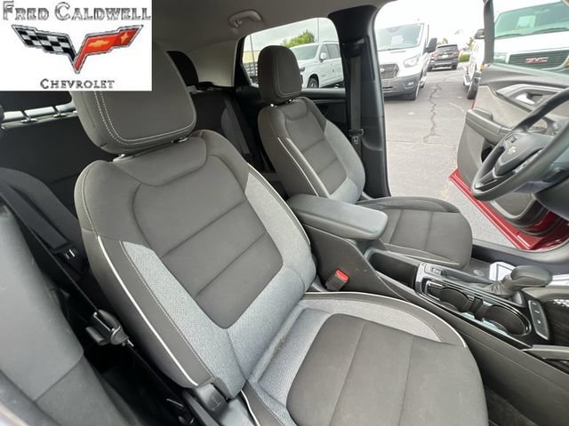 Used 2023 Chevrolet TrailBlazer LT FWD image 33