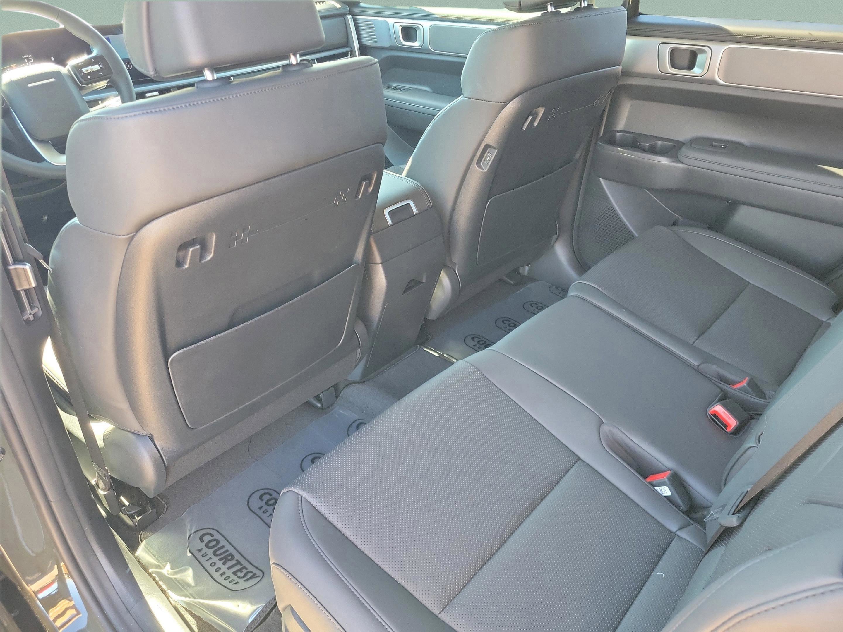 New 2026 Hyundai Santa Fe SEL image 25