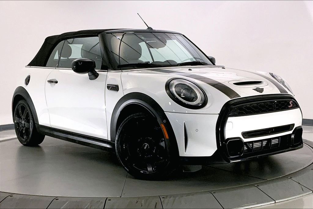Certified 2023 MINI Cooper S image 1