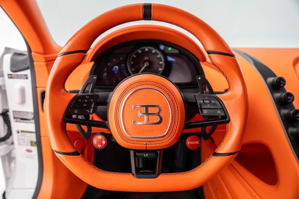 Used 2022 Bugatti Chiron Pur Sport image 22