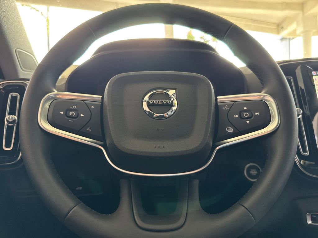 New 2026 Volvo XC40 B5 Ultra w/ Climate Package AWD/4WD image 23