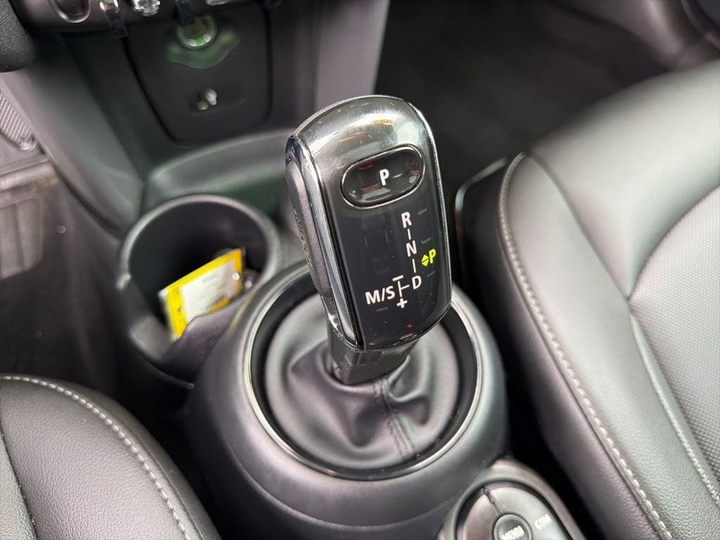 Used 2020 MINI Cooper 4-Door Hardtop FWD image 20