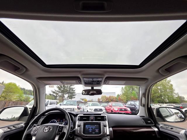 Used 2018 Toyota 4Runner Limited AWD/4WD image 24