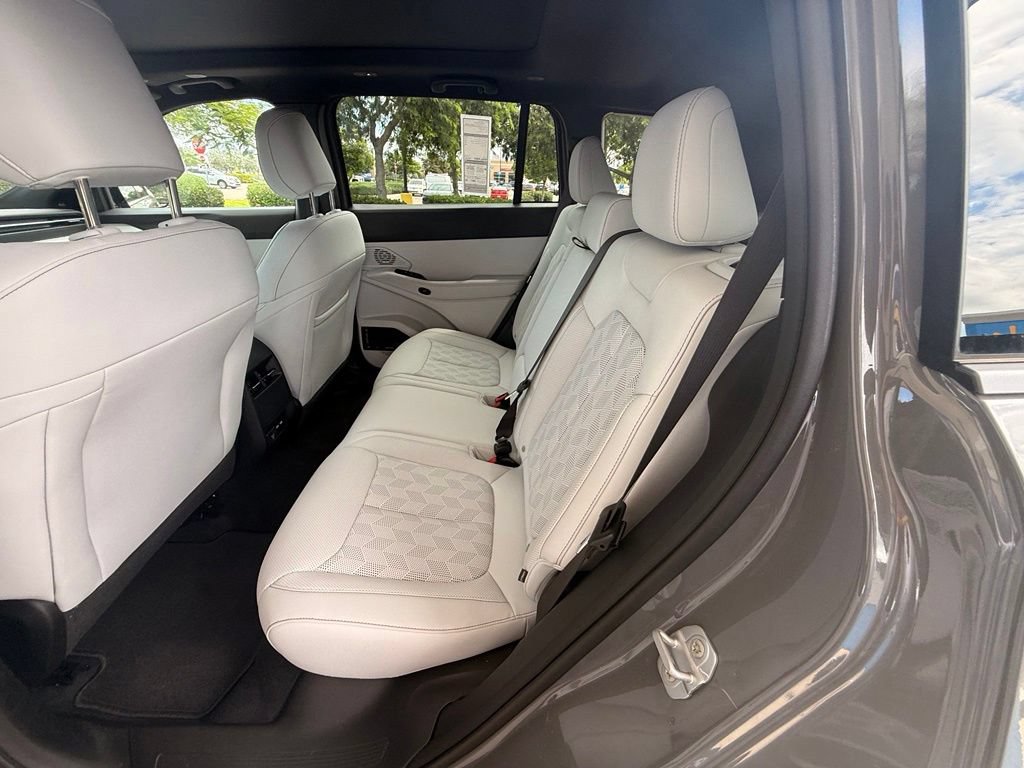New 2026 Jeep Cherokee Overland AWD/4WD image 26