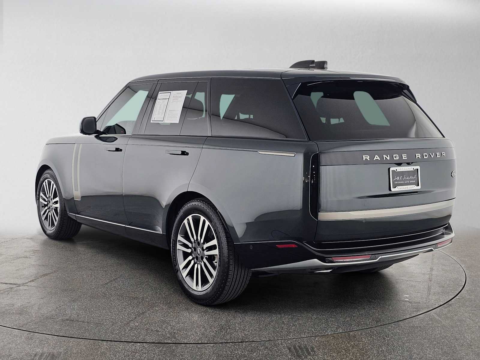 Certified 2023 Land Rover Range Rover SE AWD/4WD image 3