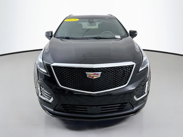Used 2025 Cadillac XT5 Sportv w/ Technology Package AWD/4WD image 2