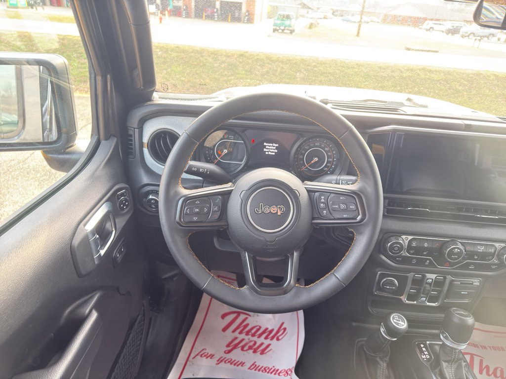 Used 2024 Jeep Gladiator Sport image 9
