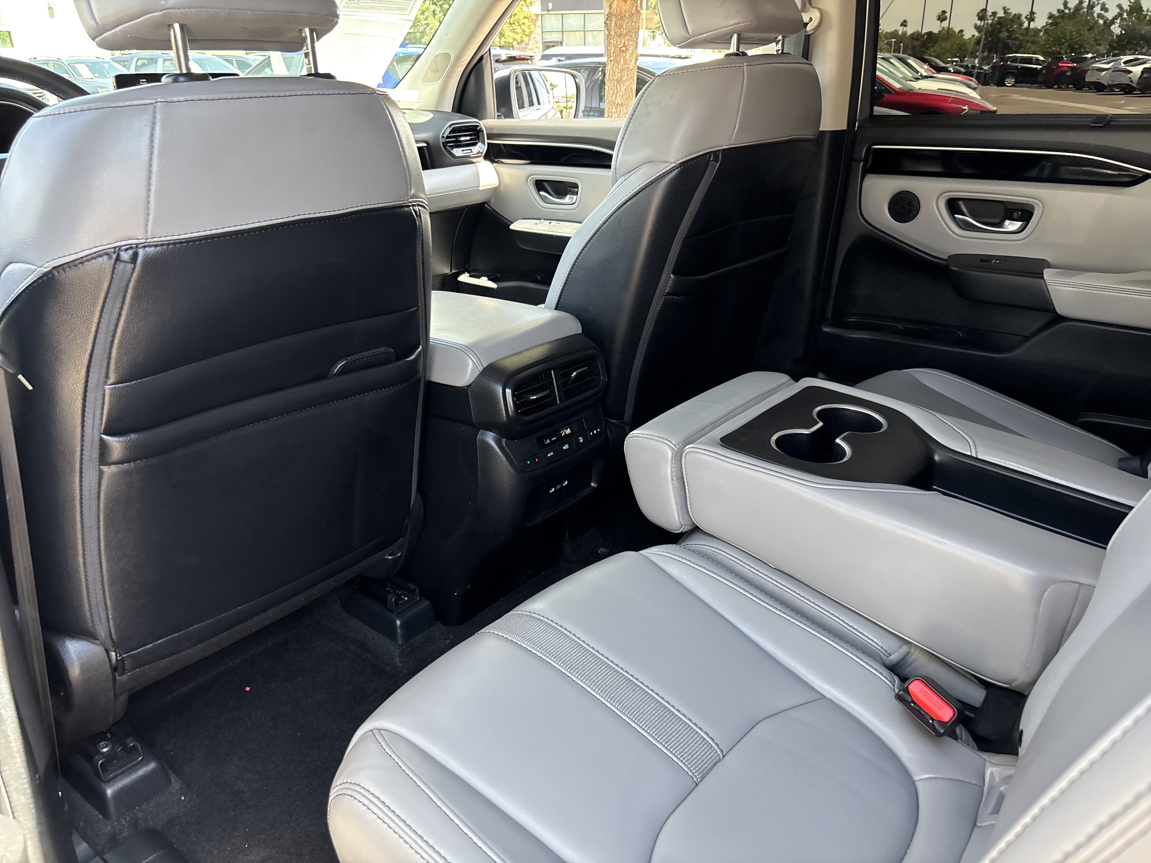 Used 2024 Honda Pilot EX-L image 16