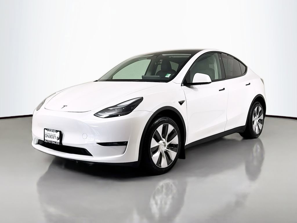 Used 2023 Tesla Model Y Long Range AWD/4WD image 1