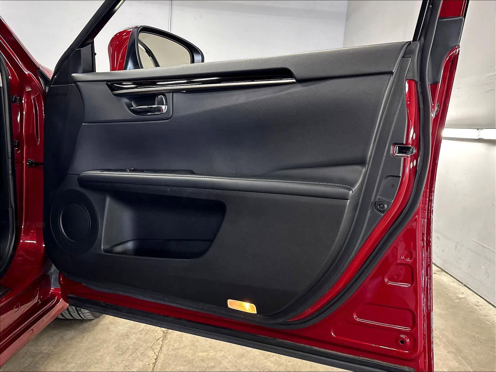Used 2015 Lexus ES 350 FWD image 25