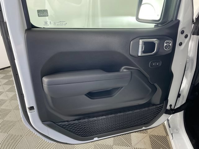 New 2026 Jeep Gladiator Sport AWD/4WD image 8