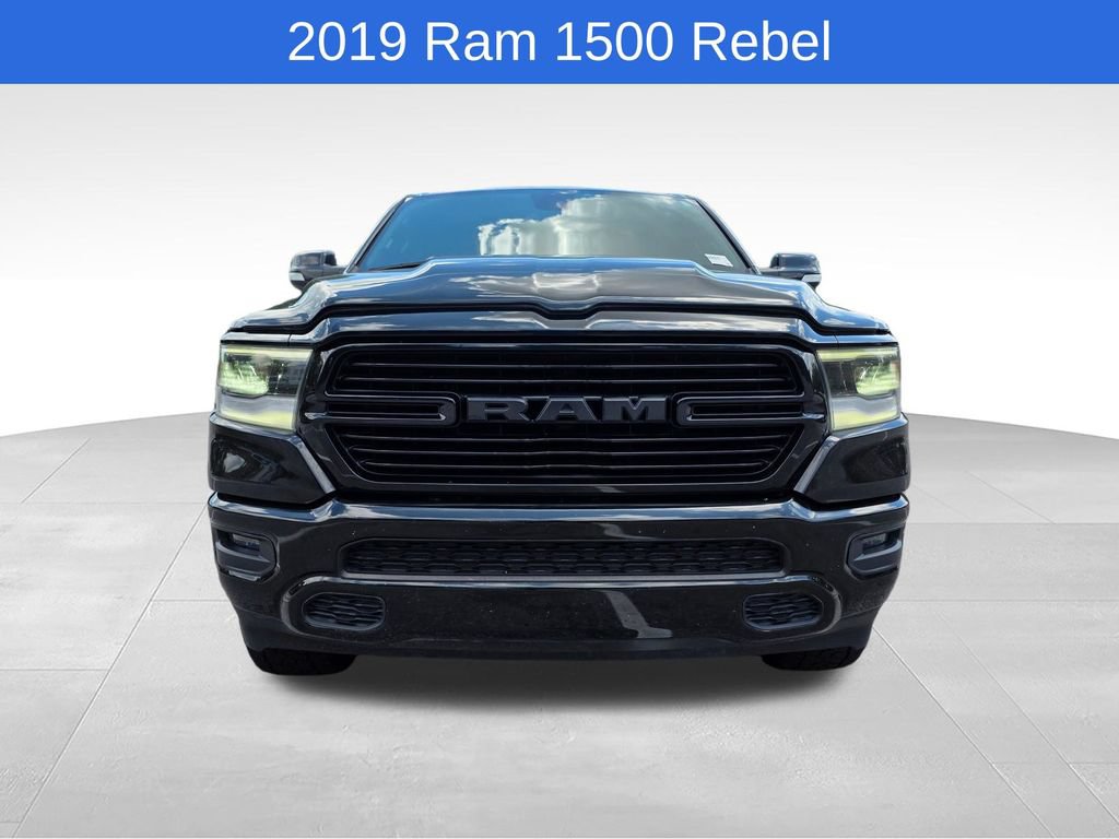 Used 2019 RAM 1500 Sport w/ Black Appearance Package AWD/4WD image 9