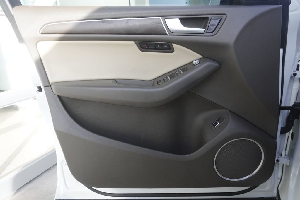 Used 2017 Audi Q5 2.0T Premium Plus image 17