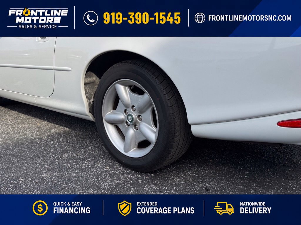 Used 1999 Jaguar XK8 Convertible RWD image 17
