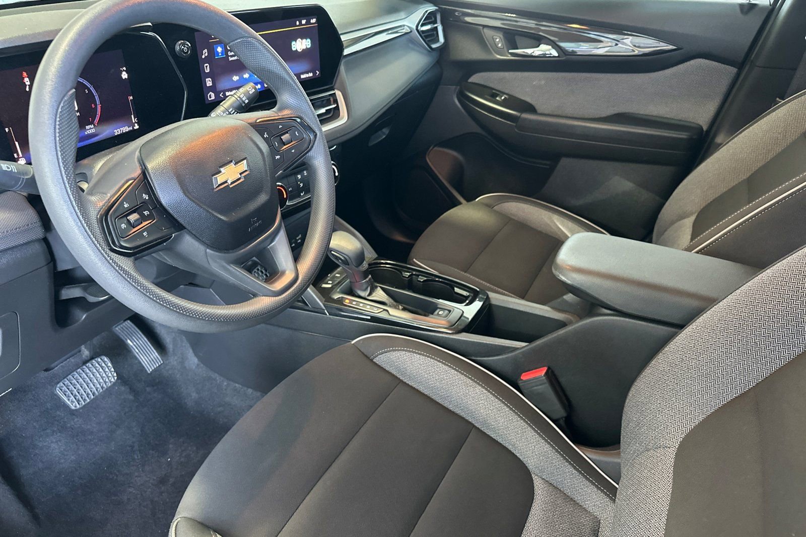 Used 2024 Chevrolet TrailBlazer LT FWD image 10