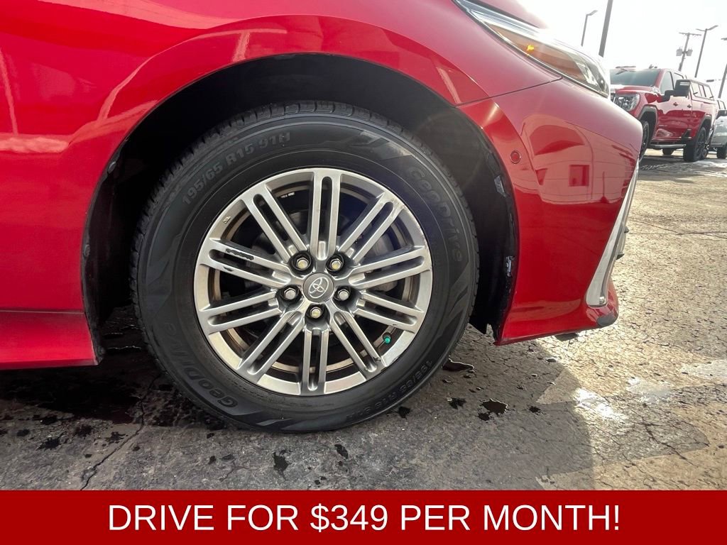 Used 2017 Toyota Prius Prime Advanced image 12