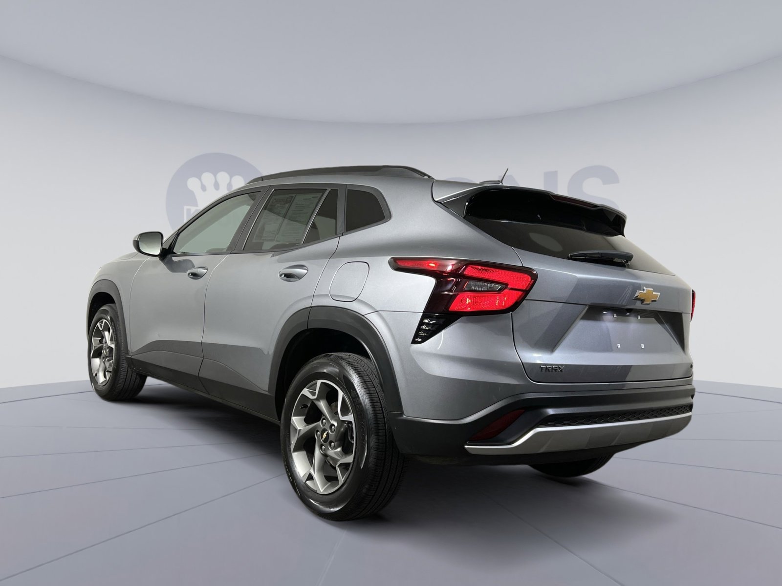 Used 2025 Chevrolet Trax LT image 4