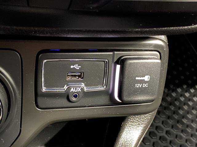 Used 2020 Jeep Renegade Altitude image 22