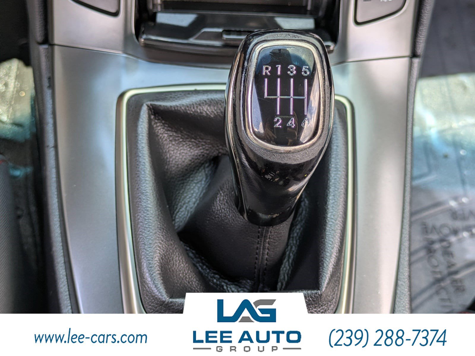 Used 2015 Hyundai Genesis 3.8 RWD image 17
