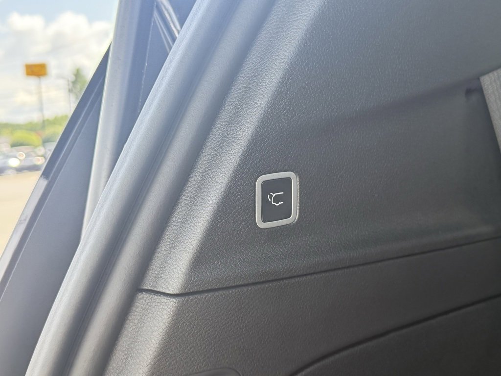 New 2026 Chrysler Pacifica Select image 6