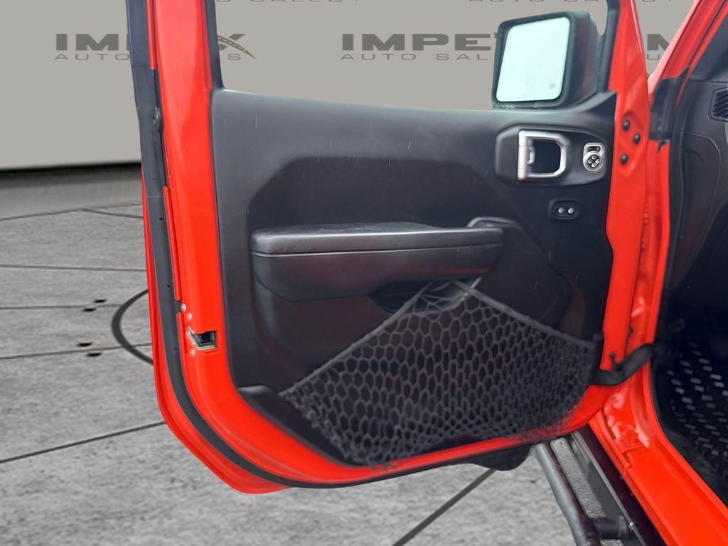 Used 2018 Jeep Wrangler Unlimited Sport S AWD/4WD image 15