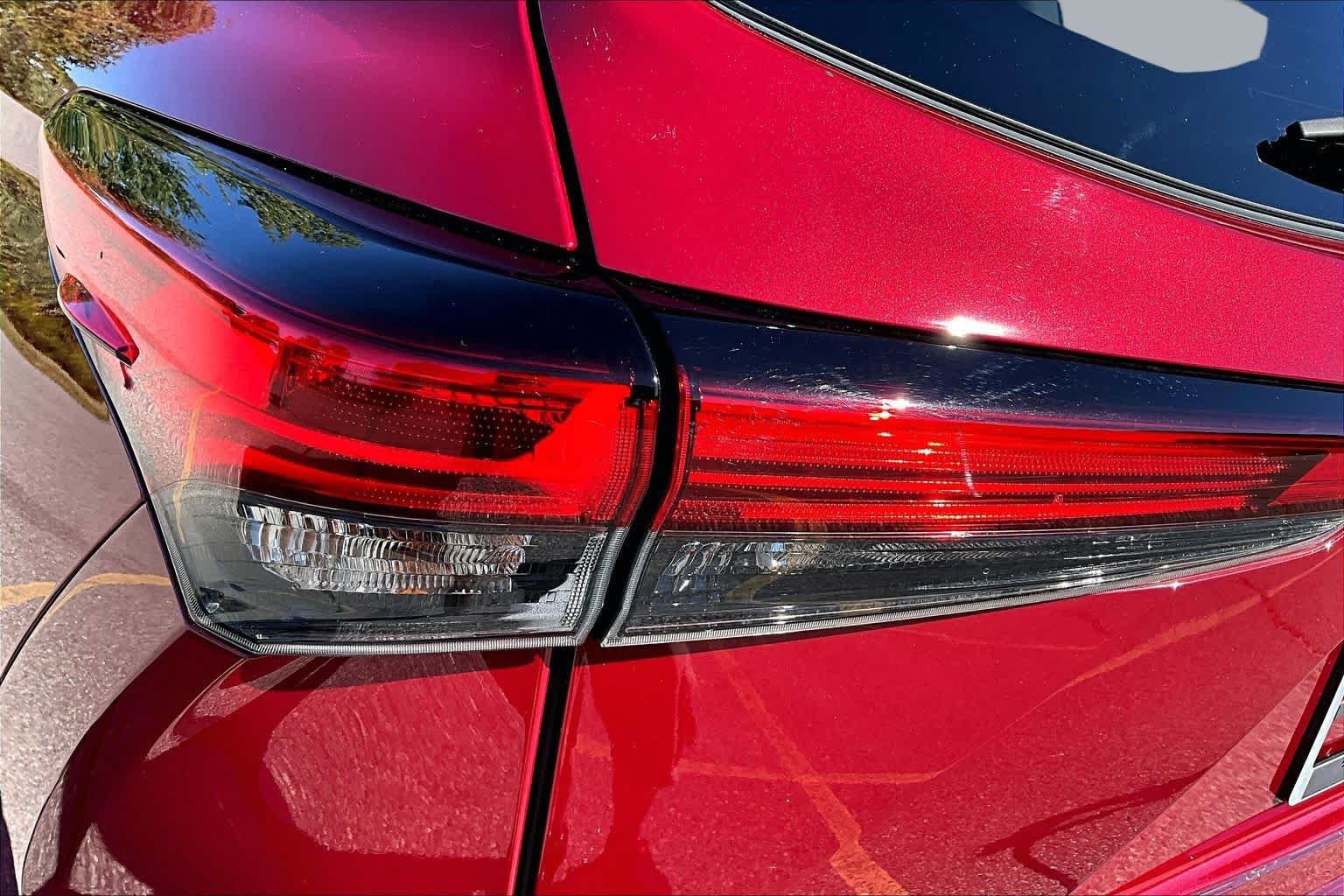 Used 2023 Toyota Highlander Platinum AWD/4WD image 28