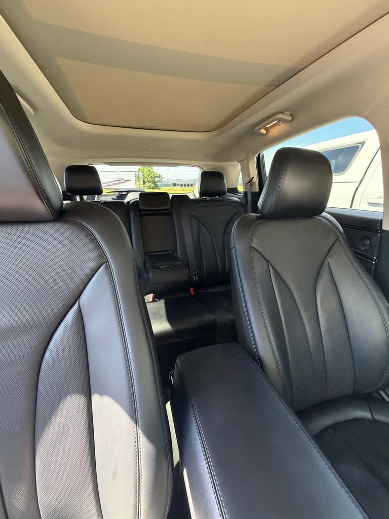 Used 2021 Lincoln Nautilus Reserve w/ Equipment Group 201A FWD image 8