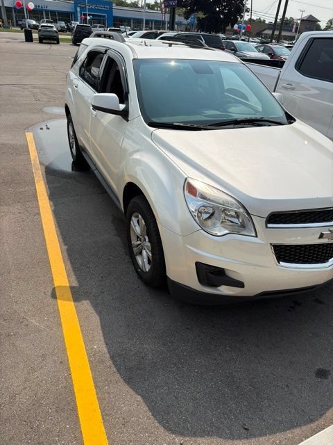 Used 2015 Chevrolet Equinox LT w/ Driver Convenience Package FWD image 3