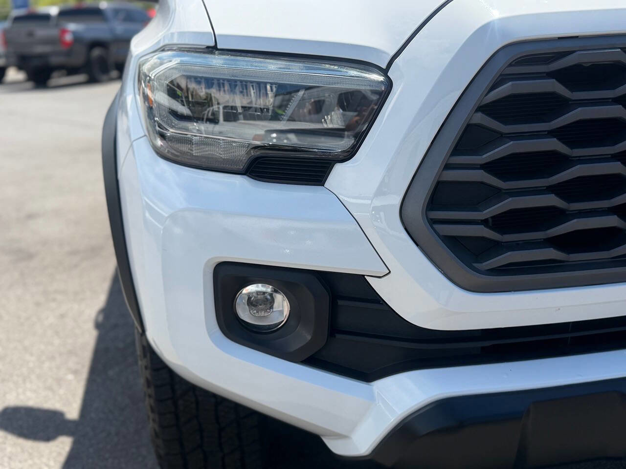 Used 2020 Toyota Tacoma TRD Off-Road w/ Technology Package AWD/4WD image 69