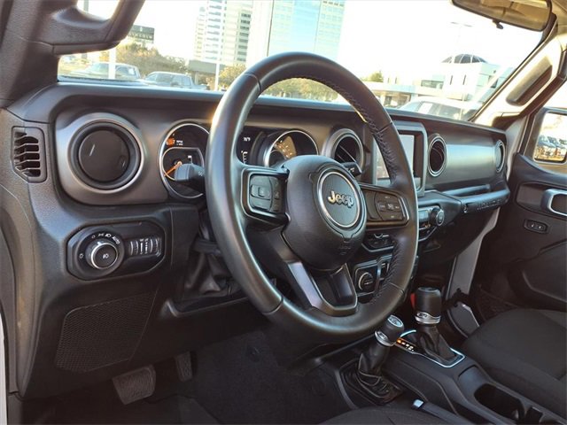 Used 2022 Jeep Wrangler Willys image 4