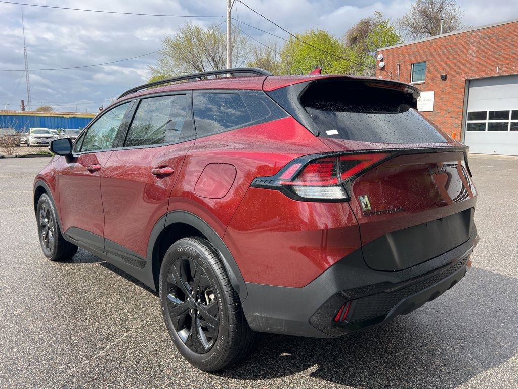 Used 2025 Kia Sportage X-Line AWD/4WD image 3