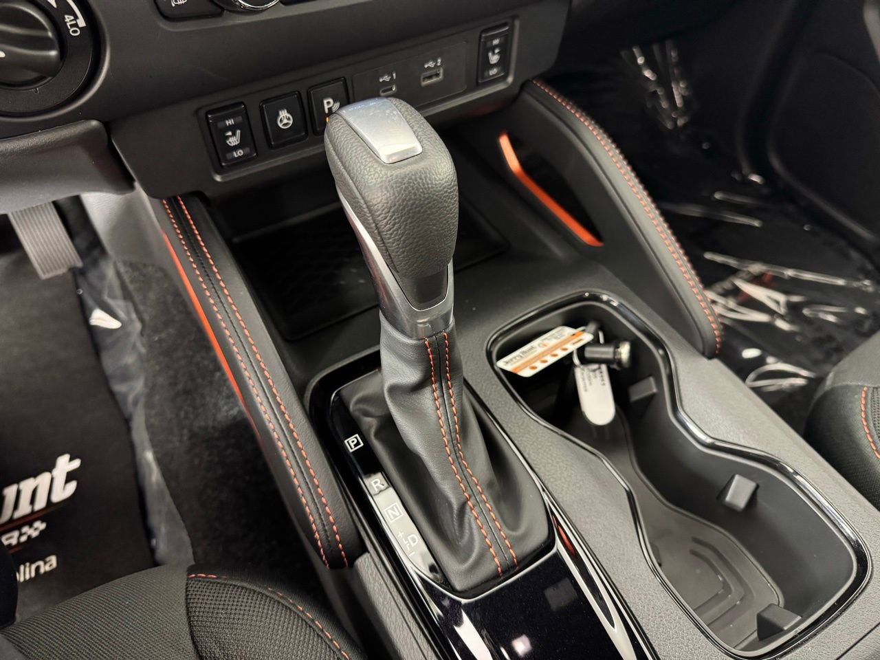 Used 2025 Nissan Frontier PRO-4X w/ Pro Convenience Package image 19