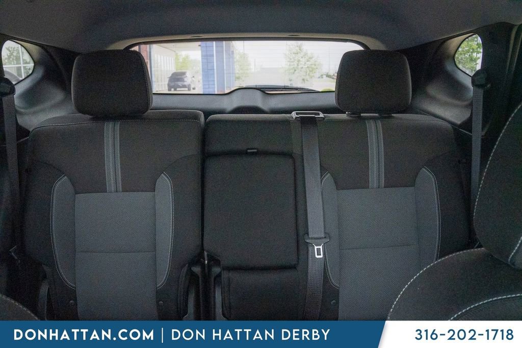 Used 2025 Chevrolet Blazer LT FWD image 21