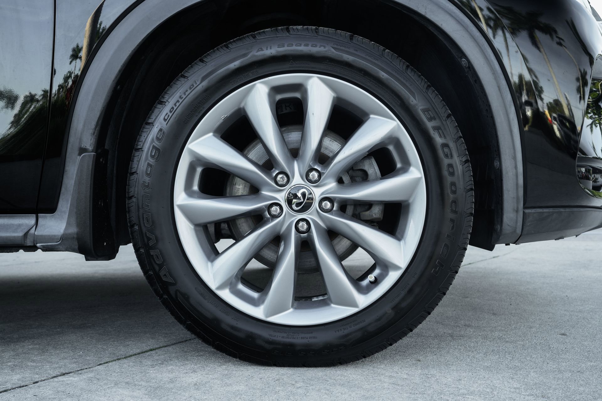 Used 2019 INFINITI QX50 Luxe w/ Navigation Package image 25