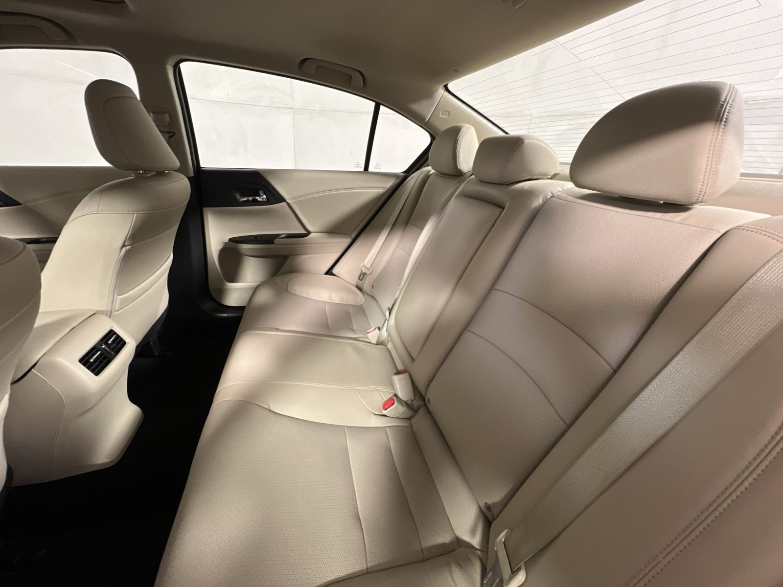 Used 2017 Honda Accord EX-L image 23