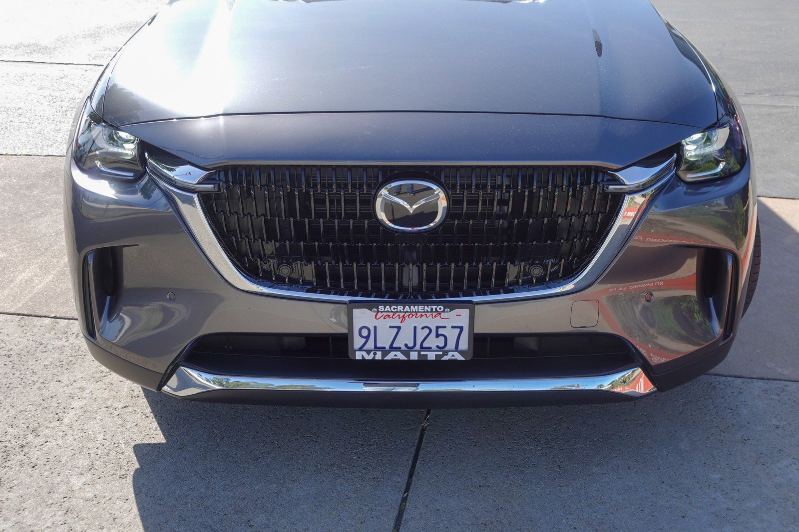 Used 2024 MAZDA CX-90 Plug-In Hybrid w/ Premium Pkg image 3