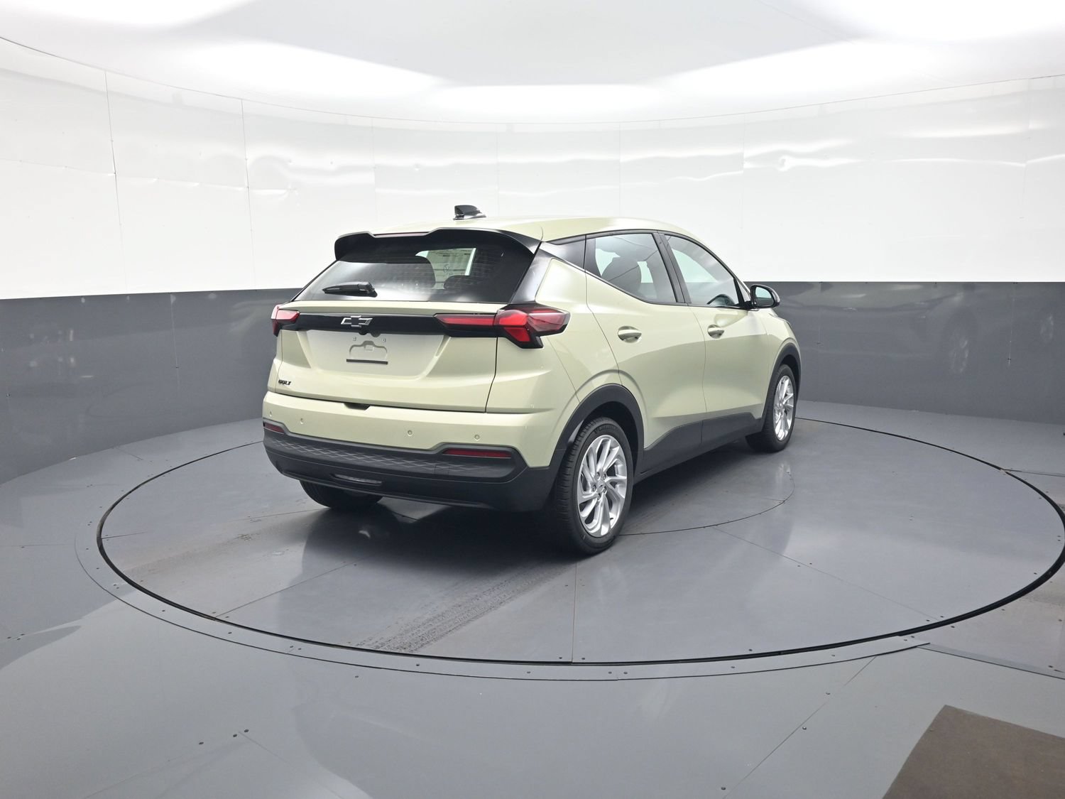 New 2027 Chevrolet Bolt LT w/ Comfort Package FWD image 3