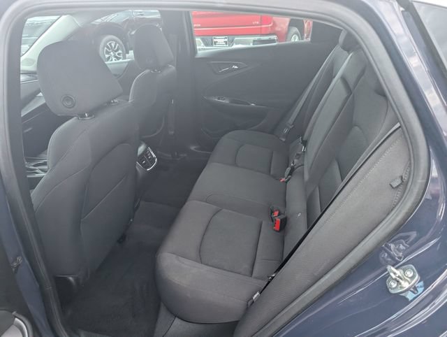 Used 2025 Chevrolet Malibu LT FWD image 9