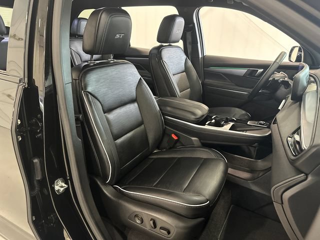 Used 2026 Buick Enclave Sport Touring w/ Power Package AWD/4WD image 32