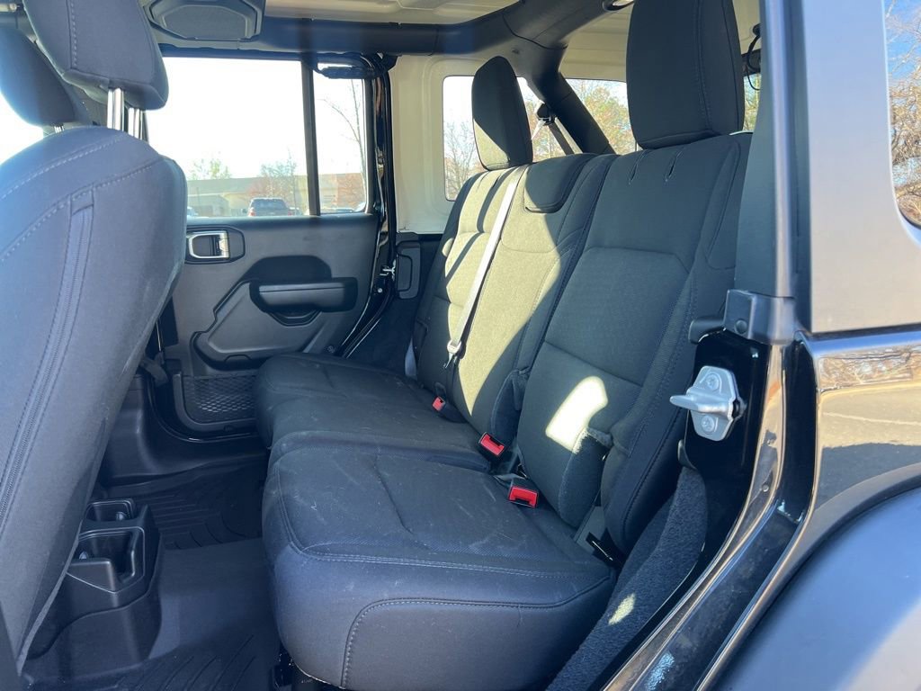 Used 2021 Jeep Wrangler Unlimited Sport image 13