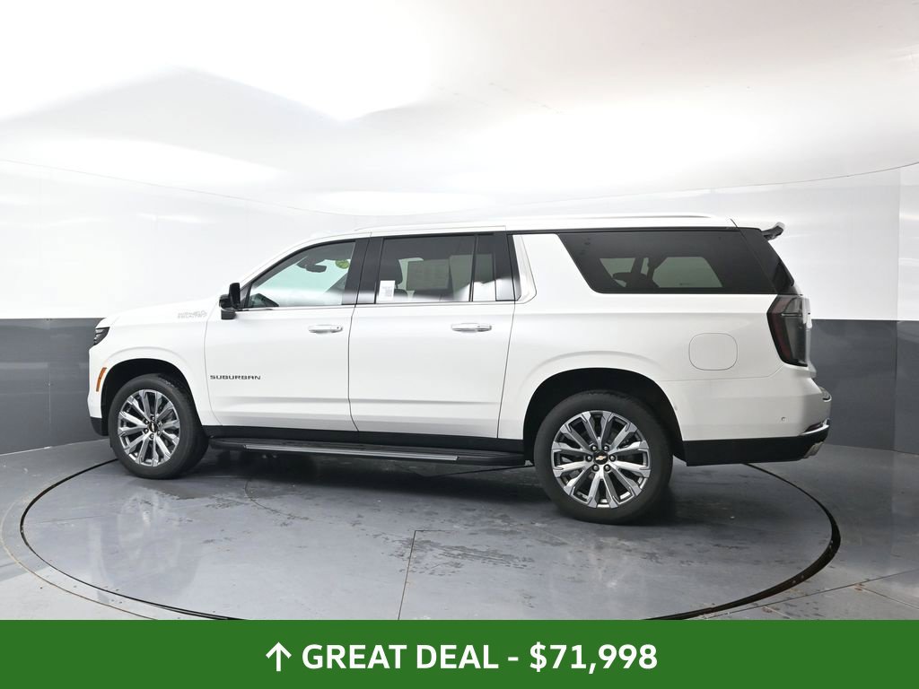 Used 2025 Chevrolet Suburban High Country AWD/4WD image 11