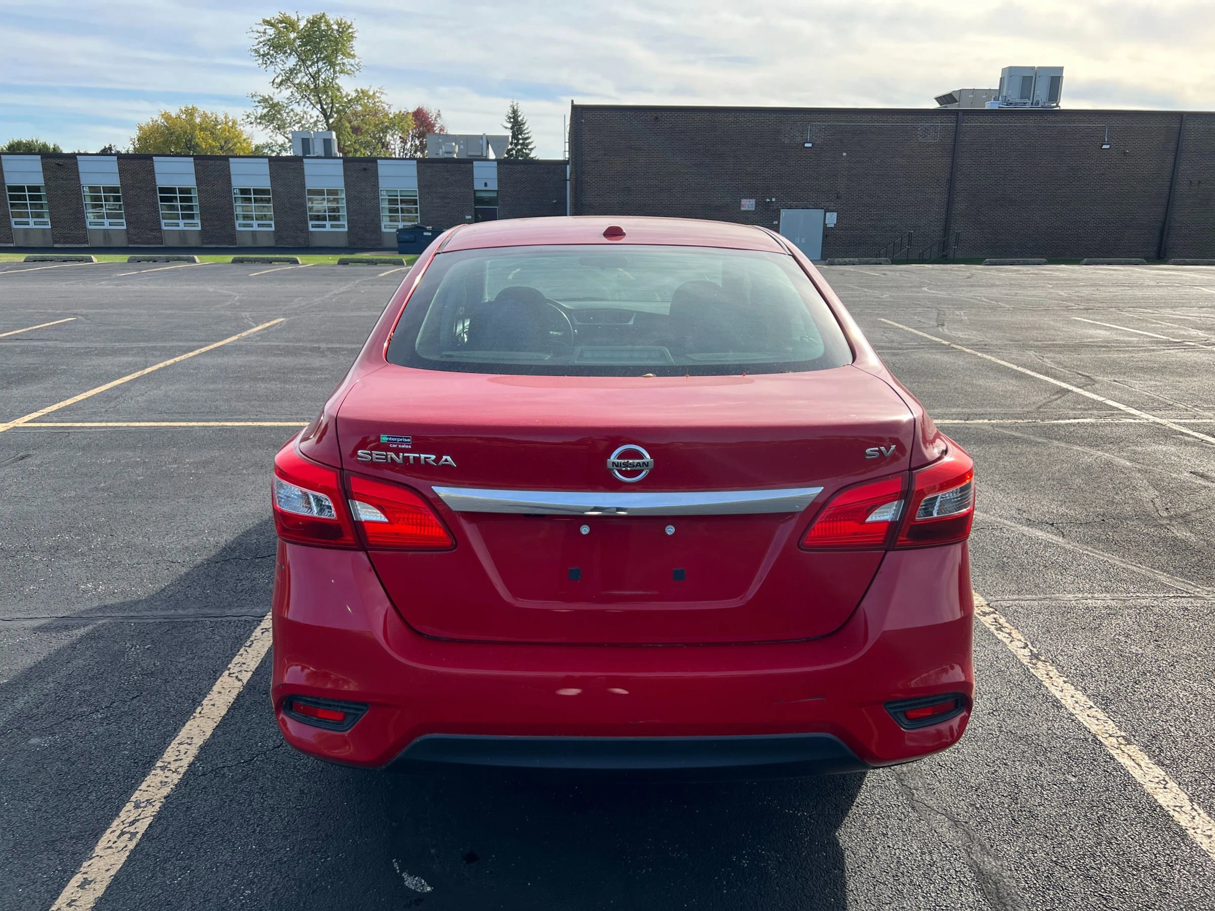 Used 2018 Nissan Sentra SV image 8
