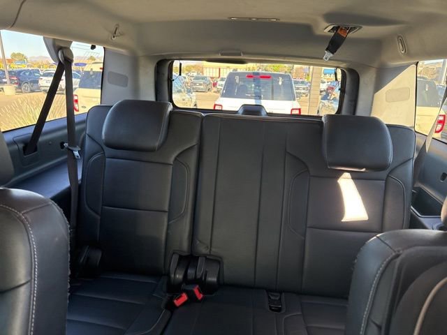 Used 2019 Chevrolet Suburban LT image 11
