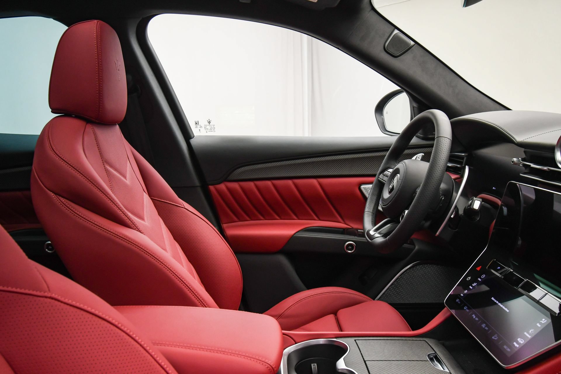 Used 2025 Maserati Grecale Modena AWD/4WD image 48