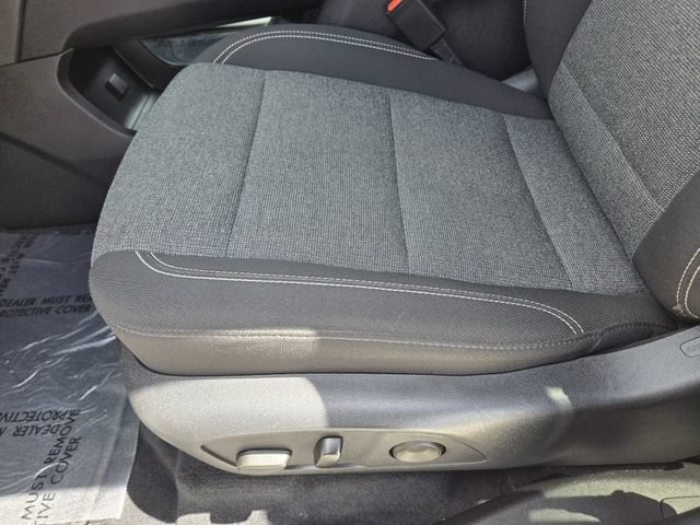 Used 2025 GMC Acadia Elevation AWD/4WD image 24